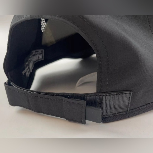 BN Kirkland Moisture Wicking Hat - Picture 3 of 3